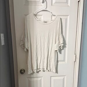 Agnes & Dora Cream Ruffle Sleeve Tunic